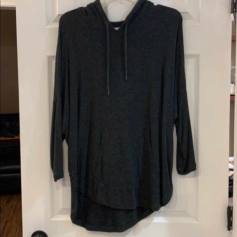 Hooded 3/4 length sleeved light weight sweatshirt